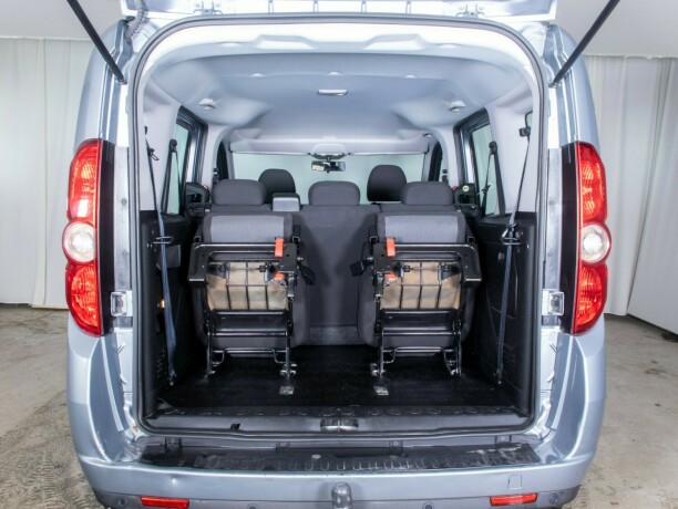 fiat-doblo-diesel-2015-big-25