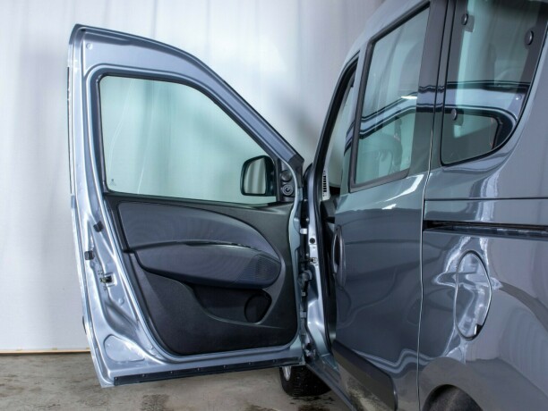 fiat-doblo-diesel-2015-big-34