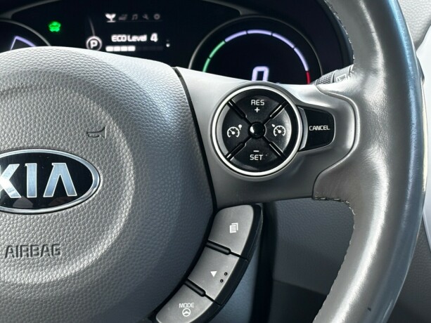 kia-soul-elektrisitet-2015-big-26