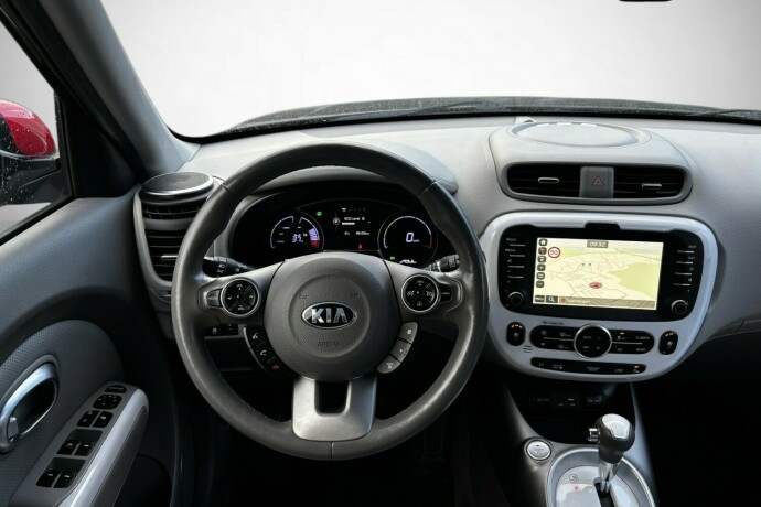 kia-soul-elektrisitet-2015-big-24