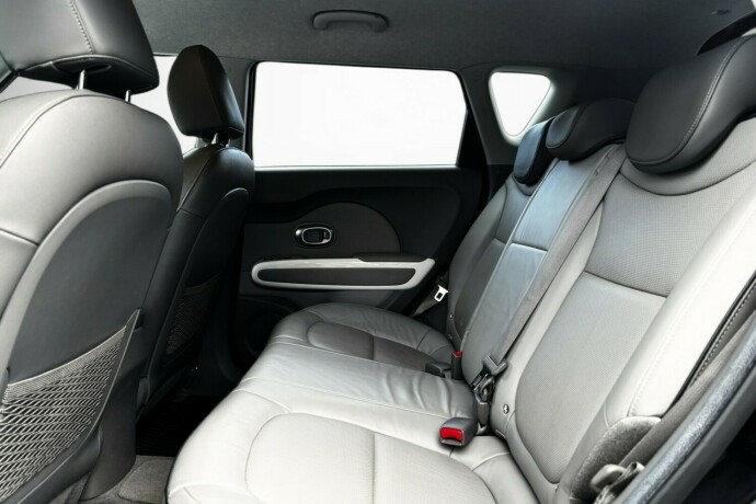 kia-soul-elektrisitet-2015-big-21