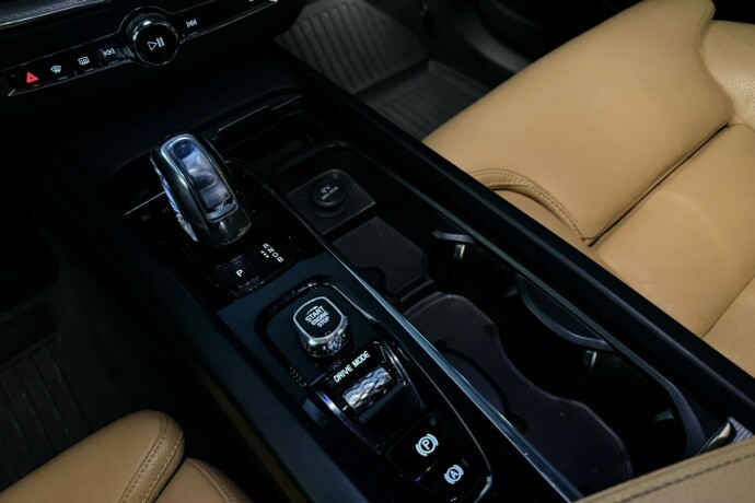 volvo-xc-60-elektrisitetbensin-2018-big-27