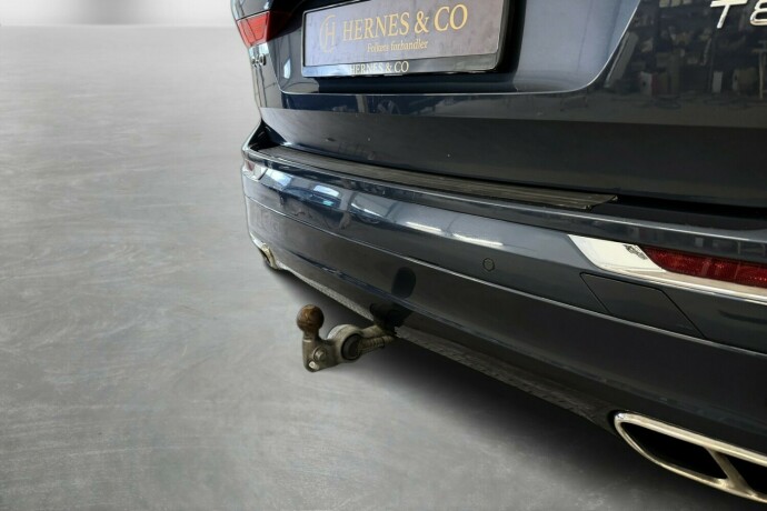 volvo-xc-60-elektrisitetbensin-2018-big-3