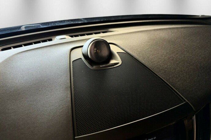 volvo-xc-60-elektrisitetbensin-2018-big-34