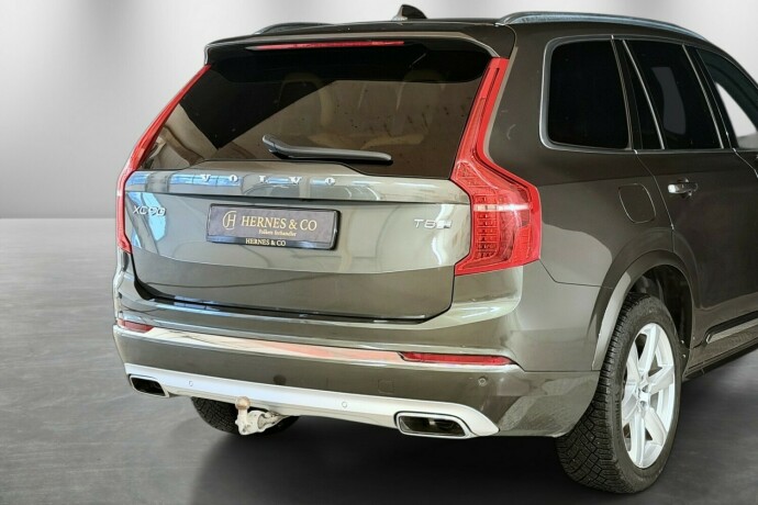 volvo-xc-90-elektrisitetbensin-2020-big-5