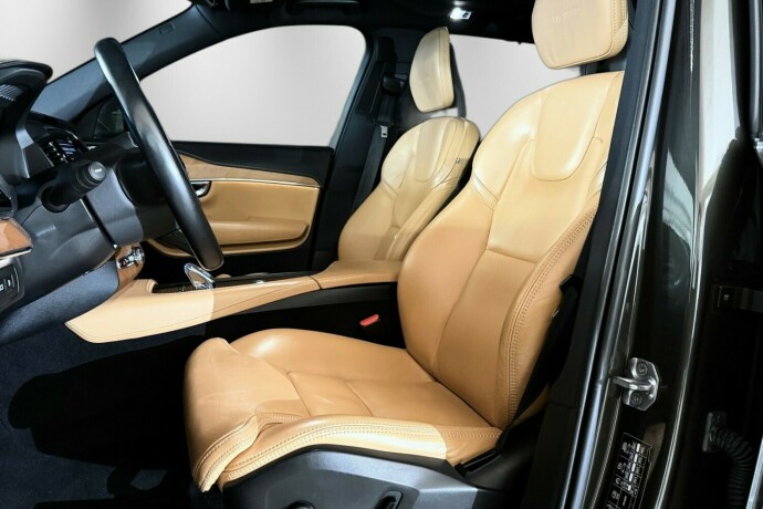 volvo-xc-90-elektrisitetbensin-2020-big-25