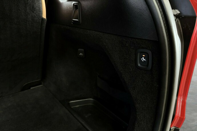 volvo-xc-90-elektrisitetbensin-2020-big-11