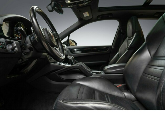 porsche-cayenne-elektrisitetbensin-2019-big-30