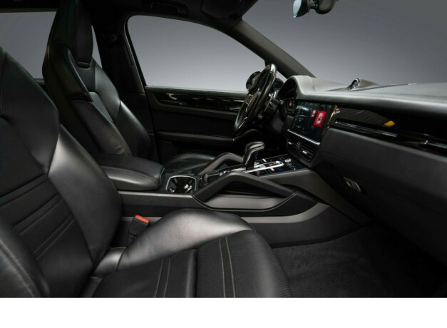 porsche-cayenne-elektrisitetbensin-2019-big-35