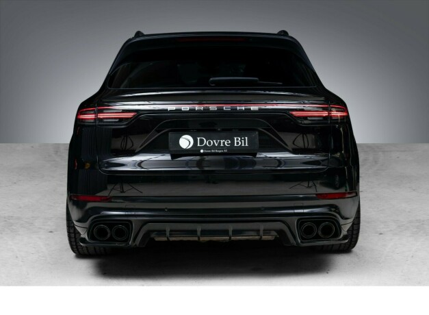 porsche-cayenne-elektrisitetbensin-2019-big-14