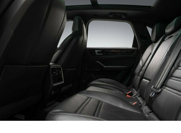 porsche-cayenne-elektrisitetbensin-2019-big-34