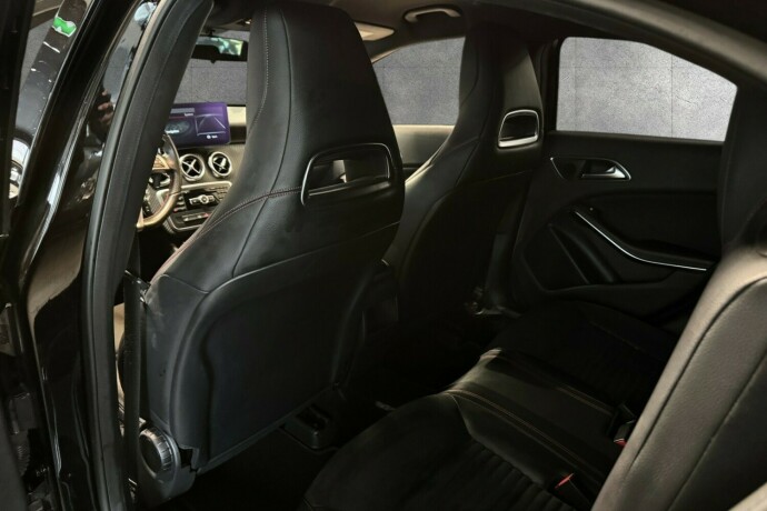 mercedes-benz-a-klasse-bensin-2014-big-15