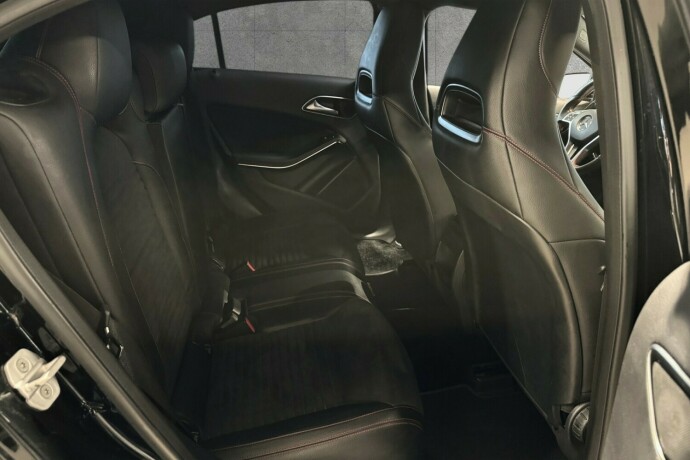 mercedes-benz-a-klasse-bensin-2014-big-13