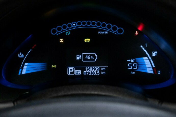 nissan-leaf-elektrisitet-2014-big-13