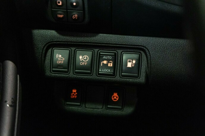 nissan-leaf-elektrisitet-2014-big-19