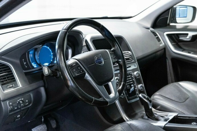 volvo-xc-60-diesel-2015-big-5