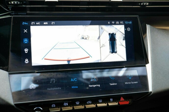 peugeot-308-elektrisitetbensin-2022-big-18