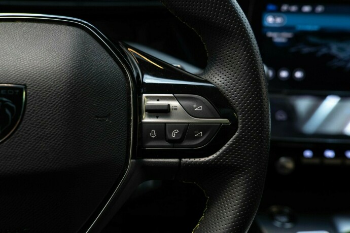 peugeot-308-elektrisitetbensin-2022-big-13