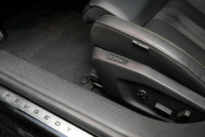 peugeot-308-elektrisitetbensin-2022-big-26