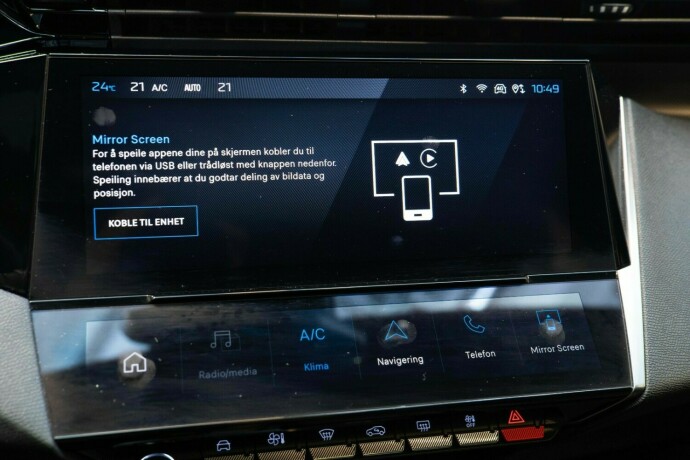 peugeot-308-elektrisitetbensin-2022-big-21