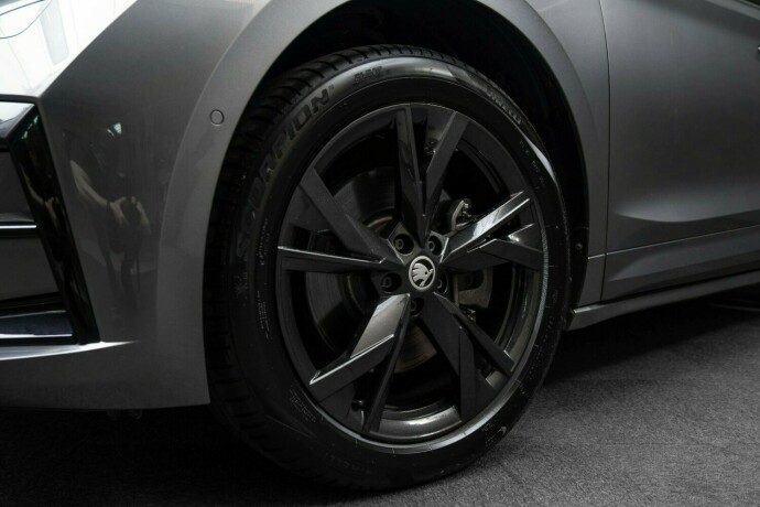 skoda-enyaq-coupe-rs-elektrisitet-2023-big-3