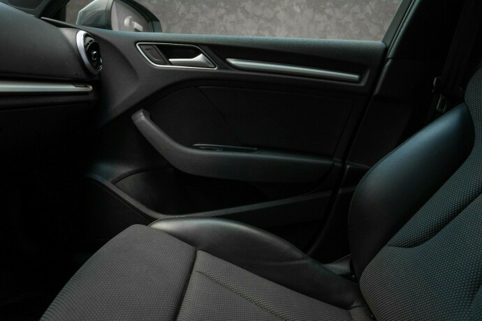 audi-a3-bensin-2019-big-16