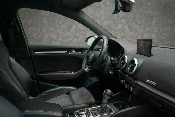 audi-a3-bensin-2019-big-30