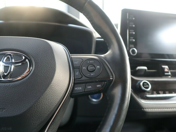 toyota-corolla-elektrisitetbensin-2019-big-13