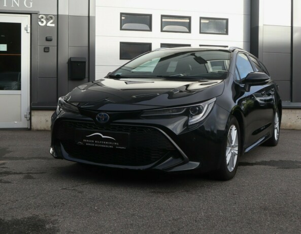 toyota-corolla-elektrisitetbensin-2019-big-2