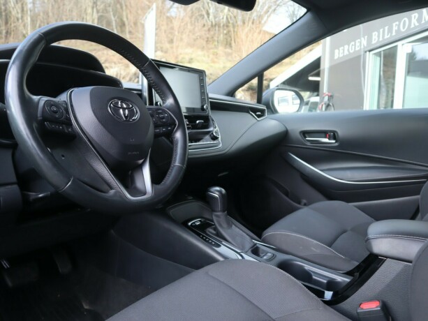 toyota-corolla-elektrisitetbensin-2019-big-8