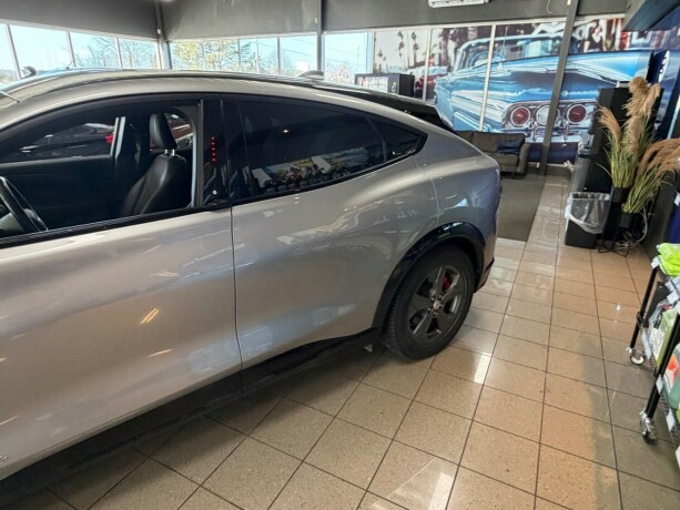 ford-mustang-mach-e-elektrisitet-2022-big-11