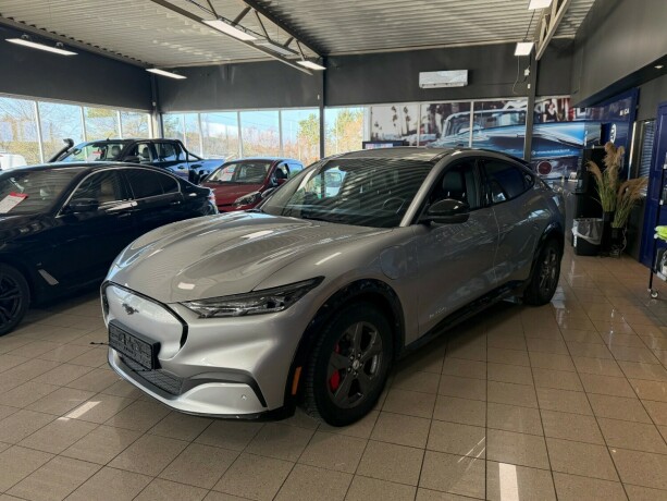 ford-mustang-mach-e-elektrisitet-2022-big-0