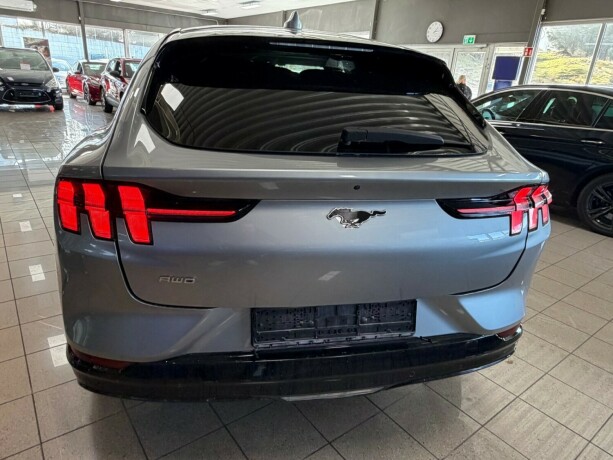 ford-mustang-mach-e-elektrisitet-2022-big-13