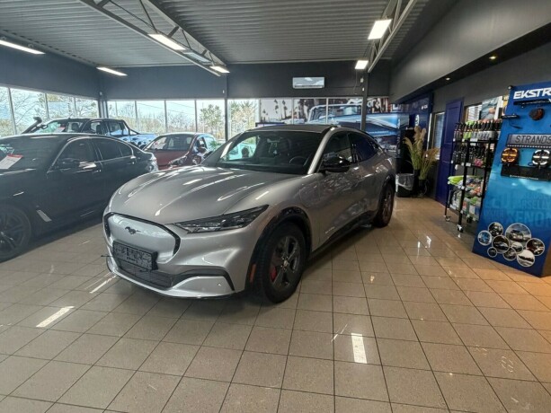 ford-mustang-mach-e-elektrisitet-2022-big-1