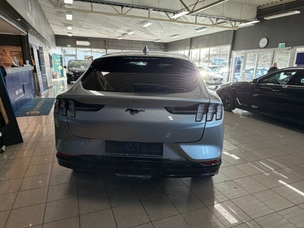 ford-mustang-mach-e-elektrisitet-2022-big-10