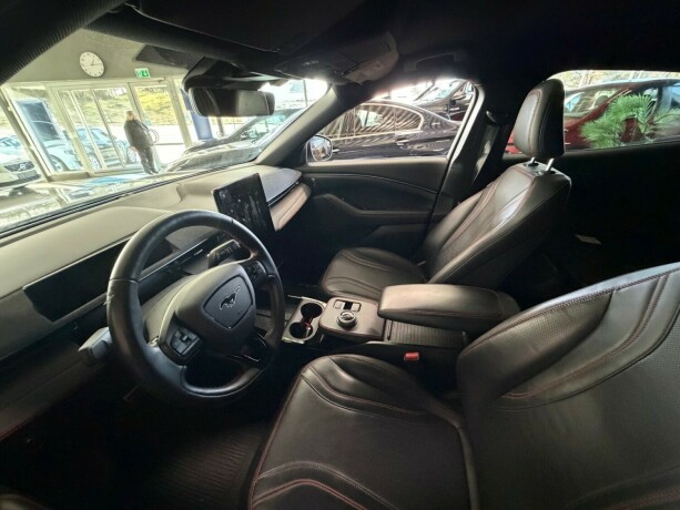 ford-mustang-mach-e-elektrisitet-2022-big-17