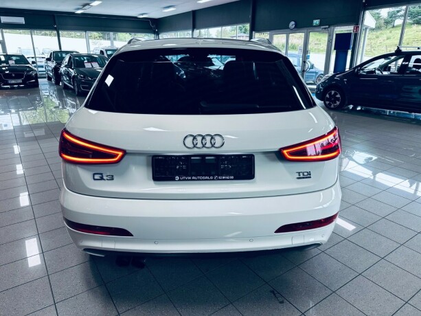 audi-q3-diesel-2012-big-5