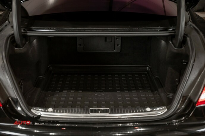 mercedes-benz-s-klasse-bensin-2015-big-10