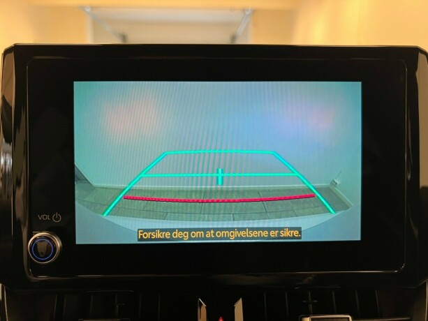 toyota-corolla-elektrisitetbensin-2022-big-19