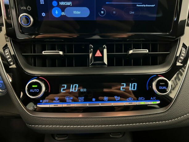 toyota-corolla-elektrisitetbensin-2022-big-18