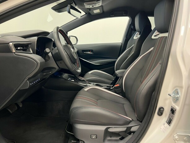 toyota-corolla-elektrisitetbensin-2022-big-9