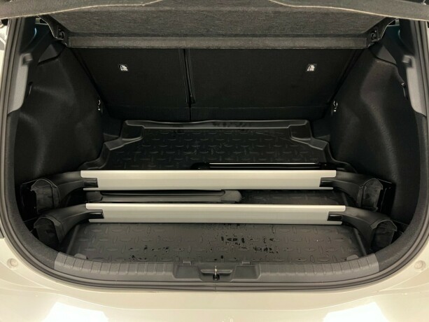 toyota-corolla-elektrisitetbensin-2022-big-23