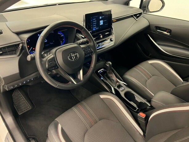 toyota-corolla-elektrisitetbensin-2022-big-8