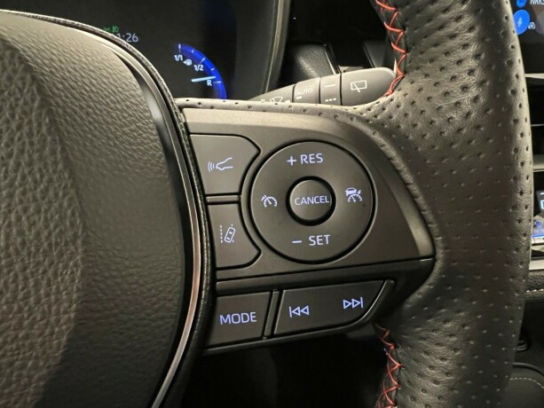 toyota-corolla-elektrisitetbensin-2022-big-13