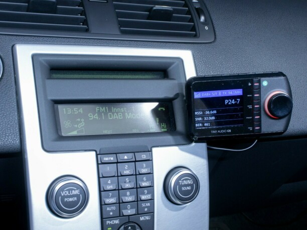 volvo-s40-diesel-2011-big-30