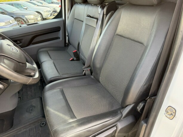 opel-vivaro-elektrisitet-2022-big-7