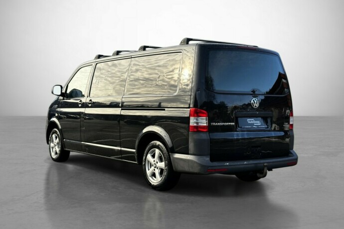 volkswagen-transporter-diesel-2013-big-7