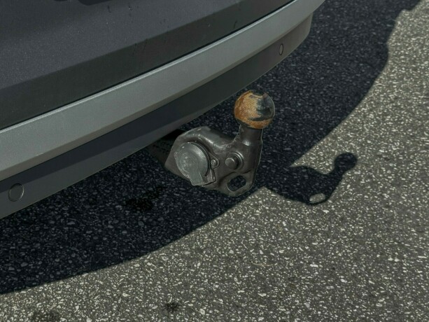 volkswagen-id4-elektrisitet-2021-big-40