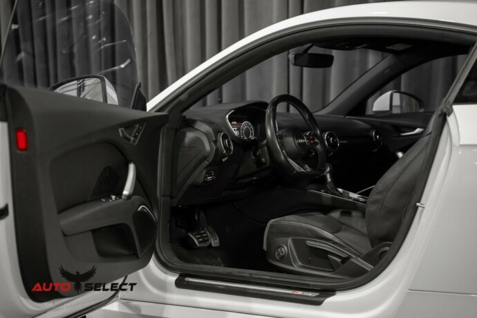 audi-tt-bensin-2016-big-20