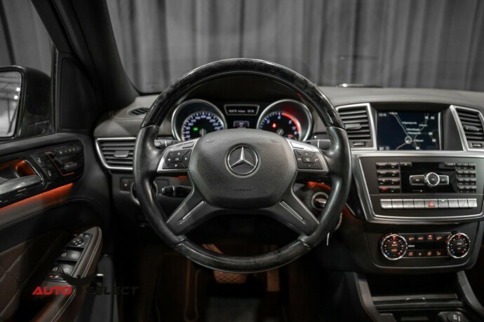 mercedes-benz-m-klasse-diesel-2012-big-36